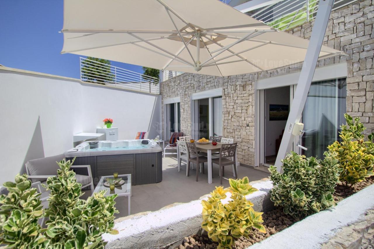Jacuzzi Holiday Homes By Lovesud Santa Maria di Leuca Zewnętrze zdjęcie